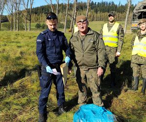 Żołnierze WOT w Stroniu Śląskim znaleźli worek z gotówką 