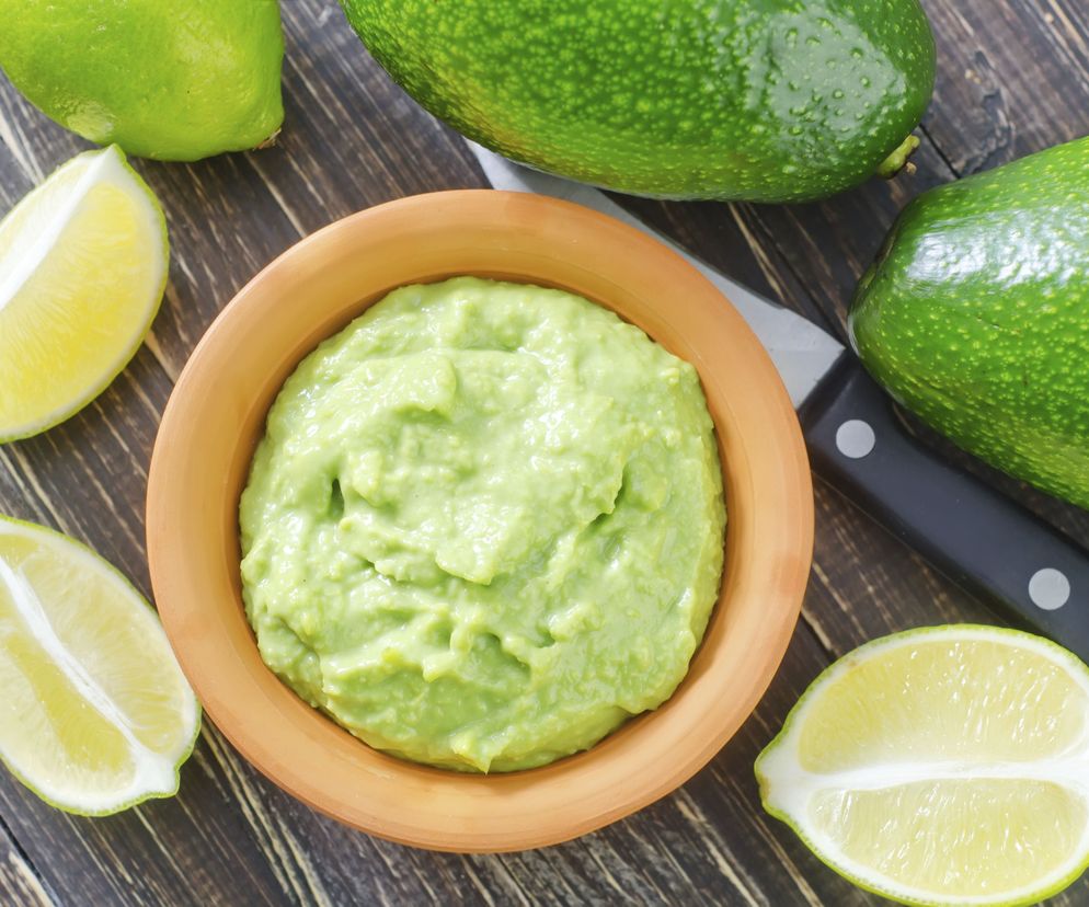 Porcja dietetycznego guacamole to tylko 120 kCal!