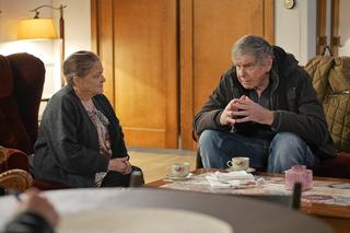 Pierwsza miłość odc. 3587. Roman (Lech Dyblik), Celina (Grażyna Zielińska)