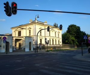 To najpiękniejszy pałac w Łódzkiem według AI