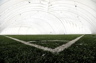 Toruń ma nowoczesne boisko piłkarskie. To pierwszy taki obiekt w Kujawsko-Pomorskiem