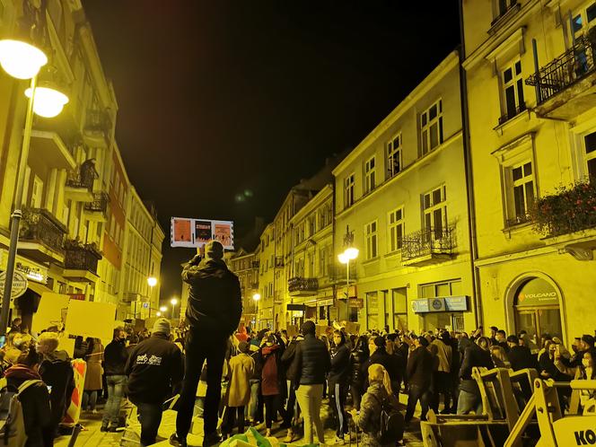 Kaliszanki WCIĄŻ protestują przeciw wyrokowi TK