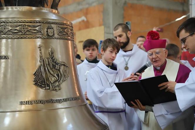 Poświęcenie dzwonu Św. Jan Paweł II