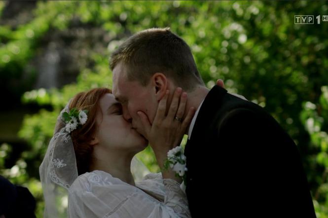 Stulecie Winnych odc. 9. Paweł (Tomasz Włosok), Mania Winna (Karolina Bacia)