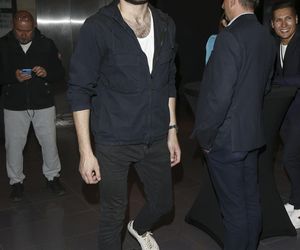 Gwiazdy na premierze „F1” rozbiły się o styl. Werner na podium, reszta w strefie awaryjnej