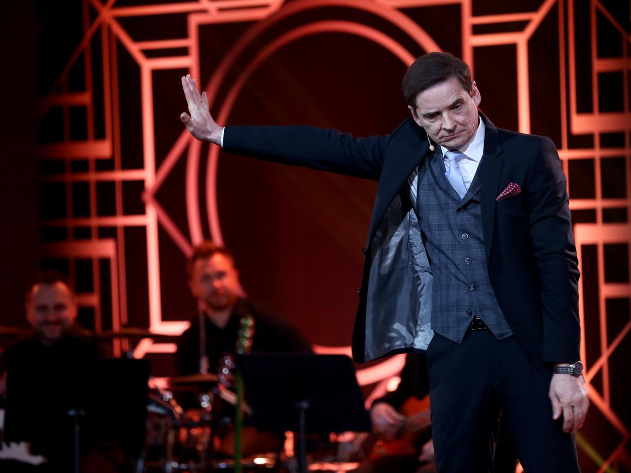 Przemysław Babiarz przypuścił atak na TVN. Spadła na niego lawina krytyki, kibice grzmią po niecodziennych słowach