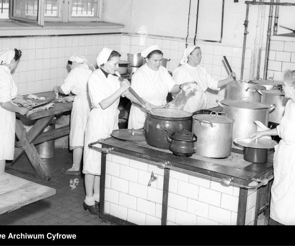 Quiz. Jedzenie z zakładowej stołówki