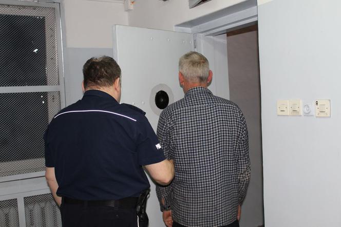 Pobili się pod domem, poleciała też szyba w aucie. O co poszło? Ciężko powiedzieć 