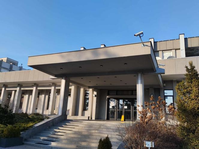 Ambasada Korei Północnej wynajmuje biura na Mokotowie w Warszawie