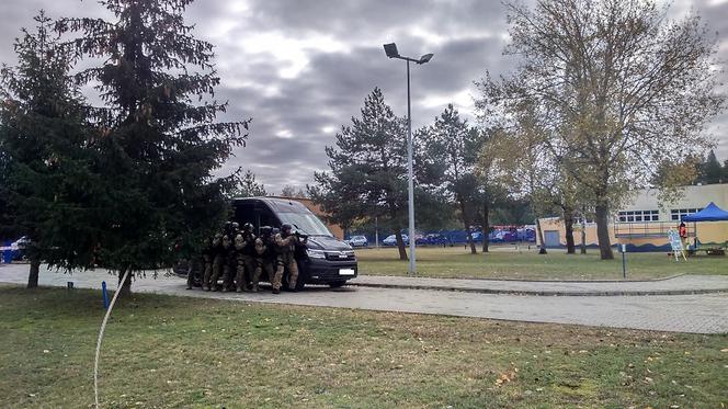 Efektowna akcja Kobra-19 pod Toruniem! Zdjęcia z działań!