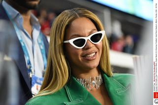 Beyonce, Jay-Z NIE WSTALI do hymnu na Super Bowl 2020! Mieli powód? [WIDEO]