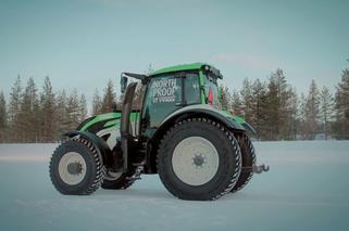 Rekord Guinessa w prędkości ciągnika rolniczego: 130 km/h po śniegu