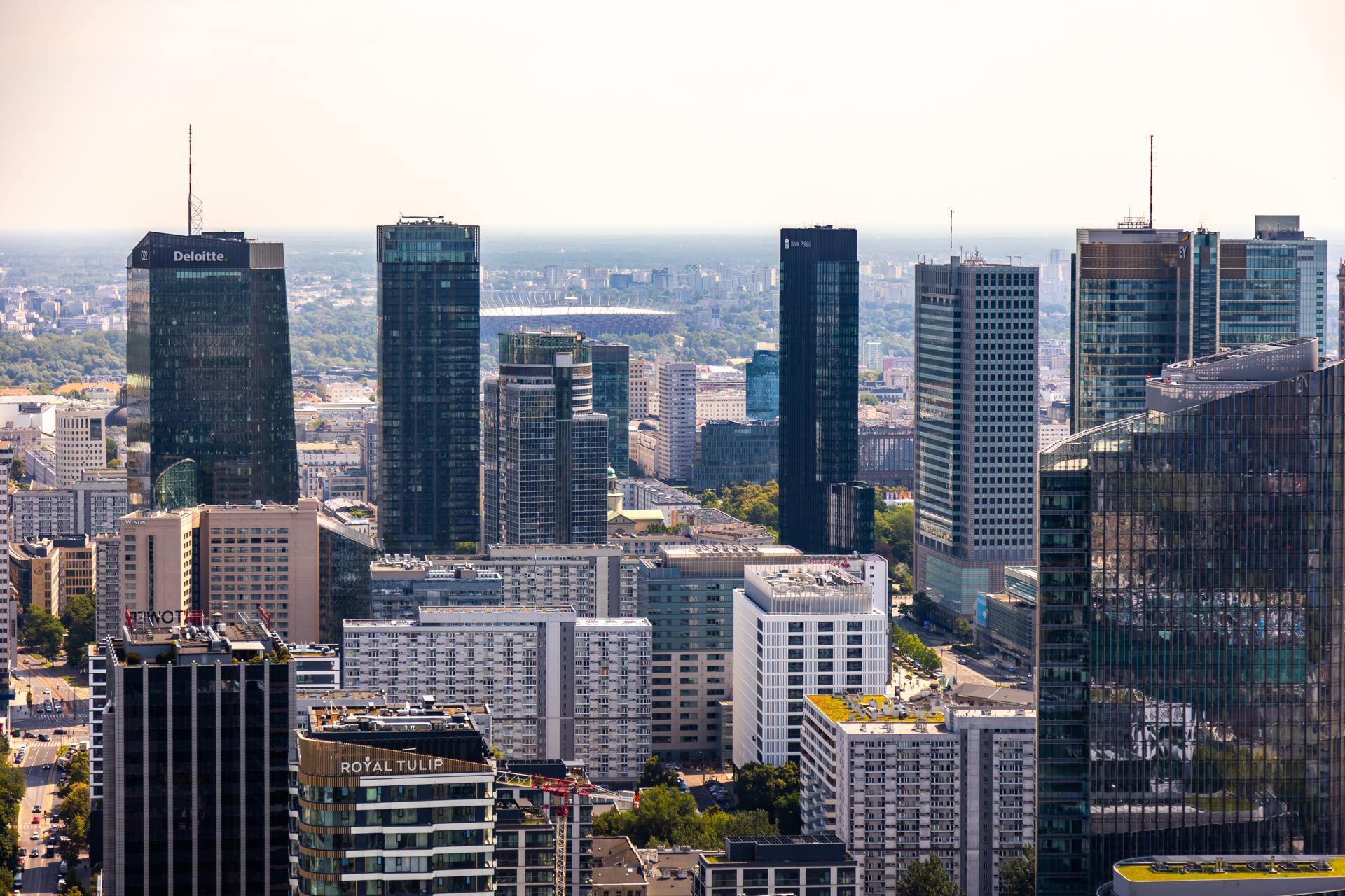 Panorama Warszawy, widok z The Bridge, czerwiec 2024