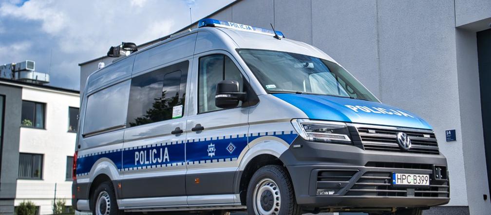 Policyjny Ambulans Pogotowia Ruchu Drogowego Super Express