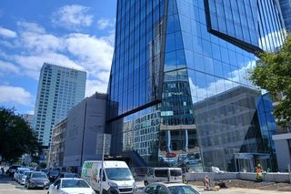 Wieżowiec The Bridge w Warszawie