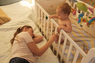 Pobudki o 5 rano po zmianie czasu. Ten prosty sposób może pomóc w zaledwie 3 dni