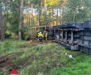 Tragiczny wypadek na DK 10 w Cerpicach. Jedna osoba nie żyje, trasa zablokowana!
