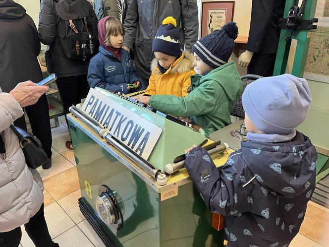 Katarzynki 2023. Zwiedzanie Muzeum MPK Poznań
