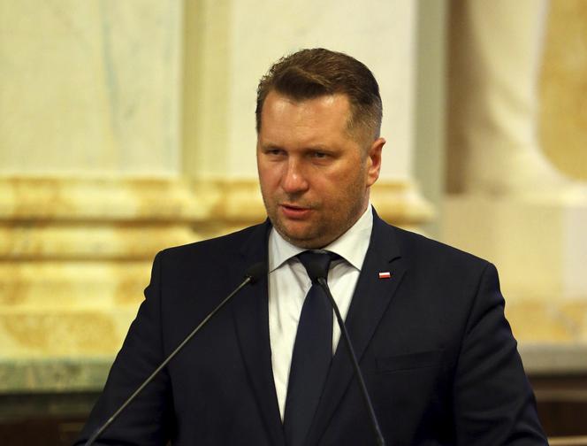 Nierówności płacowe w ministerstwach