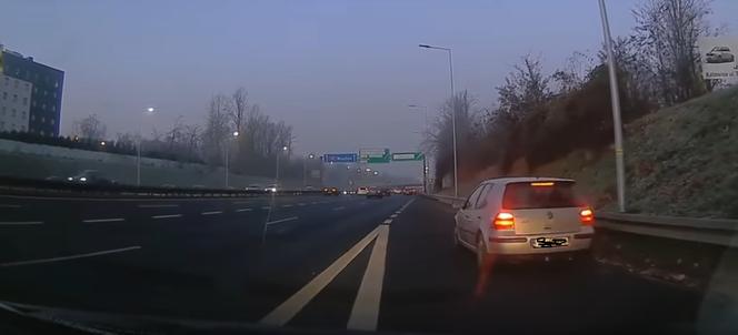 Katowice Kierowcy Cofaja Pod Prad Na Autostradzie A4 Notorycznie Skracaja Sobie Droge Wideo Slaskie Eska Pl