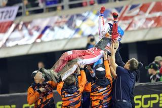 Mateusz Cierniak mistrzem świata juniorów. Polska noc w Toruniu. Galeria zdjęć z SGP2 na Motoarenie