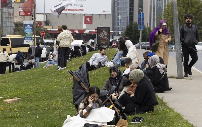 Ludzie skakali z okien w Stambule! Miastu grozi katastrofa