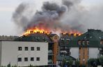 Pożar bloku mieszkalnego w Ząbkach 