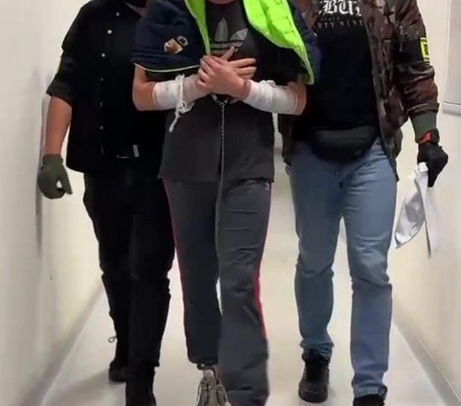 Zabójstwo pod sklepem w Policach! Policja zatrzymała dwóch 23-latków