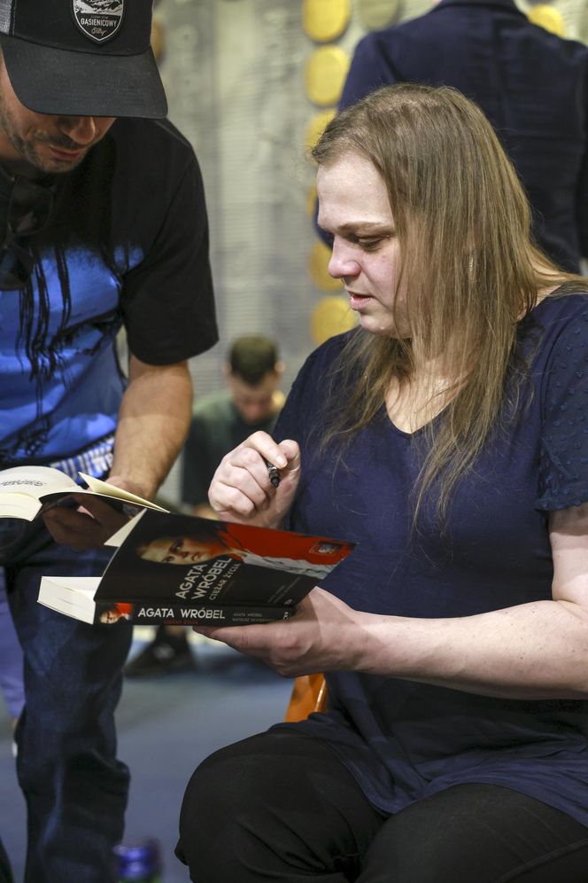 Dawno niewidziana Agata Wróbel pojawiła się na premierze autobiografii. Tak dziś wygląda medalistka olimpijska