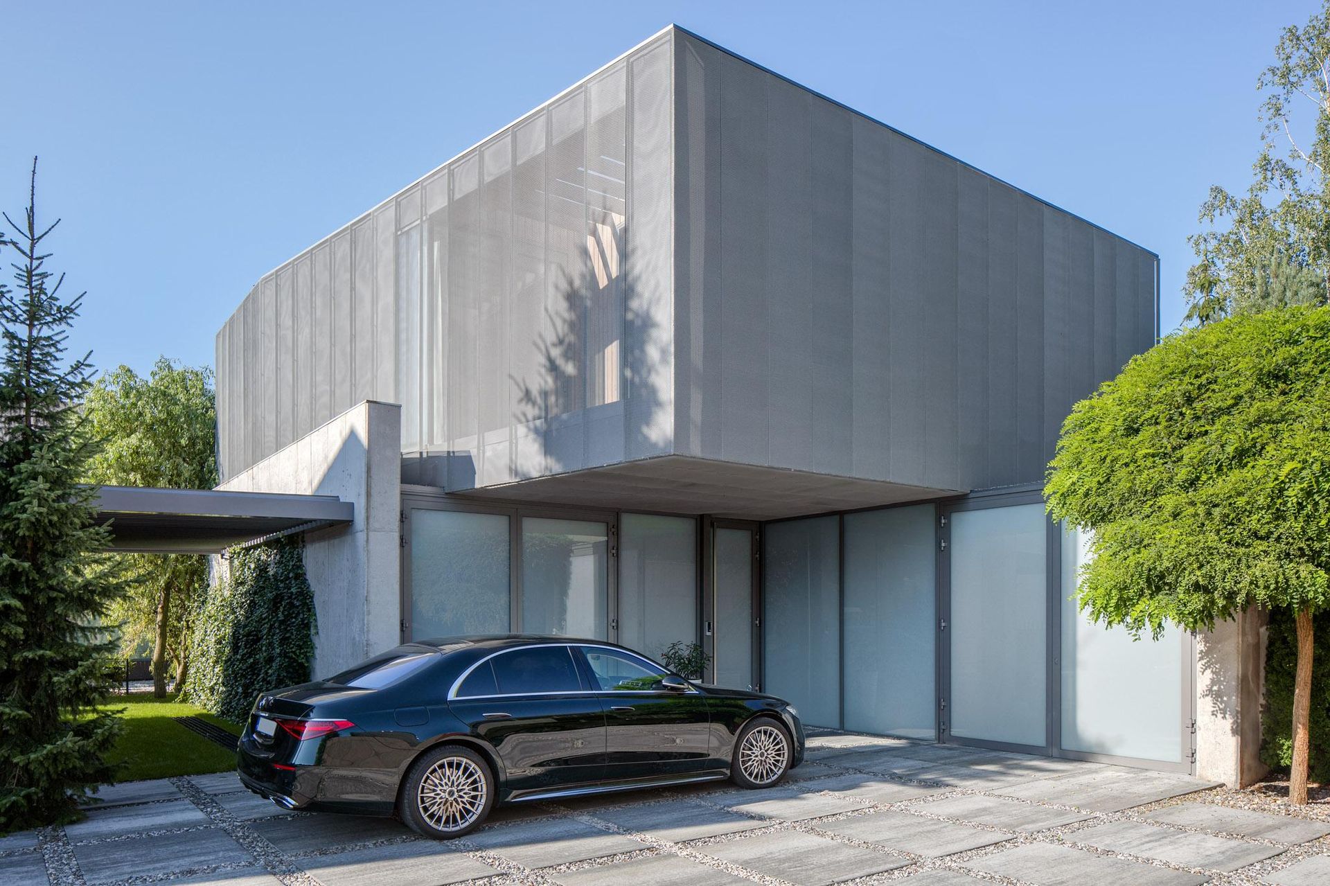 Dom z Boxem na Zielonym Ursynowie