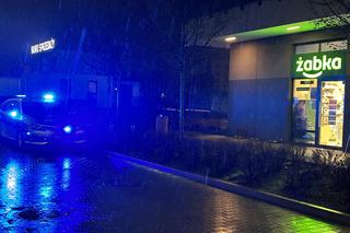 Masz trzy sekundy i będę strzelał. Seria napadów na Żabki na Białołęce