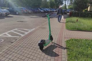 Tak białostoczanie parkują hulajnogi