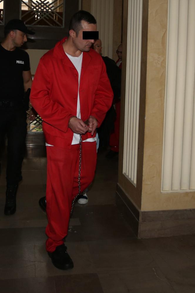 Umarła bo gwałcili ją kijem od szczotki