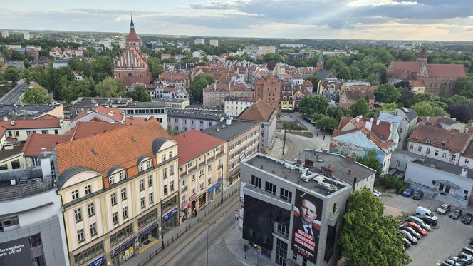 Olsztyn z lotu ptaka. Tak wygląda miasto z wieży ratuszowej