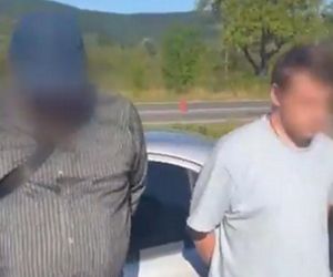 Ksiądz ukrył mężczyznę pod sutanną