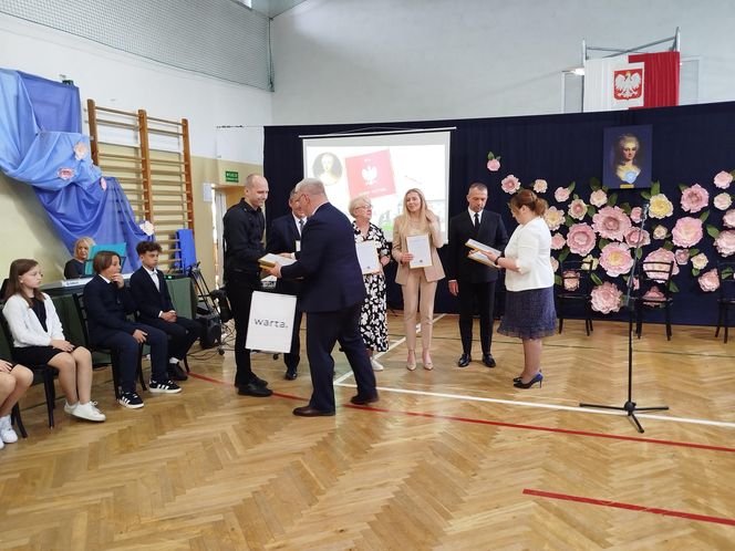 Uroczystość jubileuszowa w siedleckiej "Dziesiątce" była okazją do wspomnień