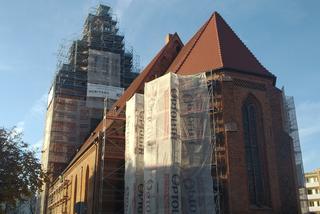 Gorzów/ Jenin: ​Kradzież skarbonki i zdewastowany kościół - policja szuka sprawców