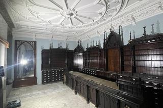 Meble wróciły do oficyny przy Pałacu Branickich na Nowym Świecie