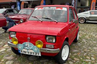 Zlot Zabytkowych Samochodów w Nowym Sączu 