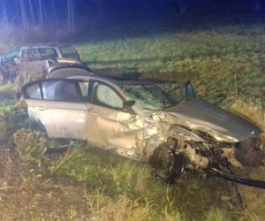 Prowadził pijany i z zakazem, z aut została miazga. Drugi kierowca zginął na miejscu