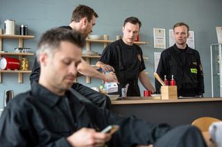 Strażacy 2 sezon odc. 14. Wojtek (Maciej Mikołajczyk), Adam (Maciej Zakościelny), Radek (Mateusz Janicki), Rafał (Kuba Wesołowski)
