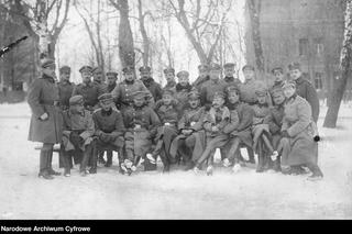 Grupa oficerów Legionów Polskich w Zambrowie, 1917 r.