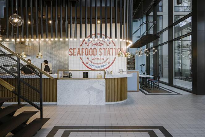 Seafood Station Restaurant & Oyster Bar w Warszawie projektu pracowni Sikora Wnętrza