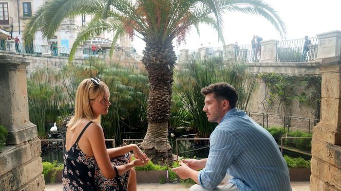 Barwy szczęścia odc. 3150. Justin (Jasper Sołtysiewicz), Ola (Michalina Robakiewicz) 