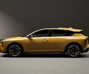 KIA K4
