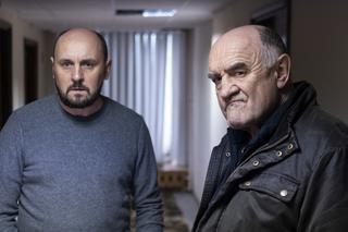 Kod genetyczny odc. 2. Tomasz Skowroński (Adam Woronowicz), Franek (Joachim Lamża)