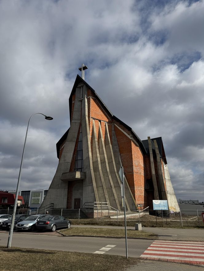 Budowany kościół na Zaciszu