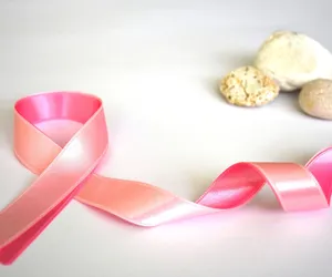 17 października obchodzimy Dzień walki z rakiem piersi w Polsce. Zobacz gdzie możesz wykonać badania. 