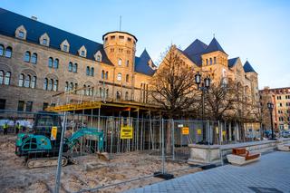 Przebudowa dziedzińca Zamku Cesarskiego w Poznaniu