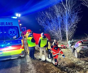 Tragedia w powiecie kieleckim. Zginęły dwie osoby. Kierowca miał zakaz